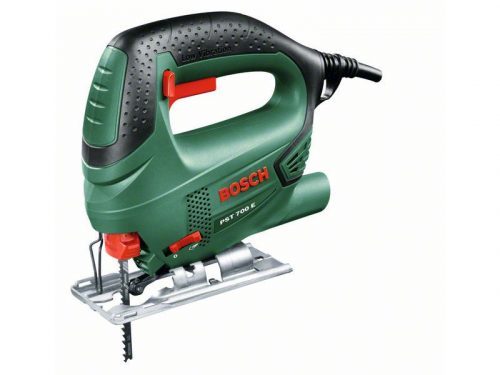 BOSCH Dekopírfűrész PST 700 E kengyelfogantyús kofferben / 500 W